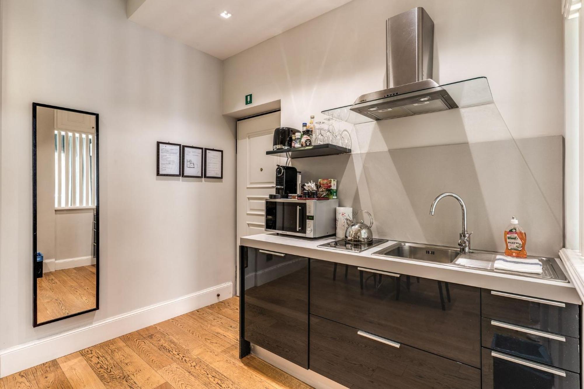 Via Napoli Apartments Róma Kültér fotó